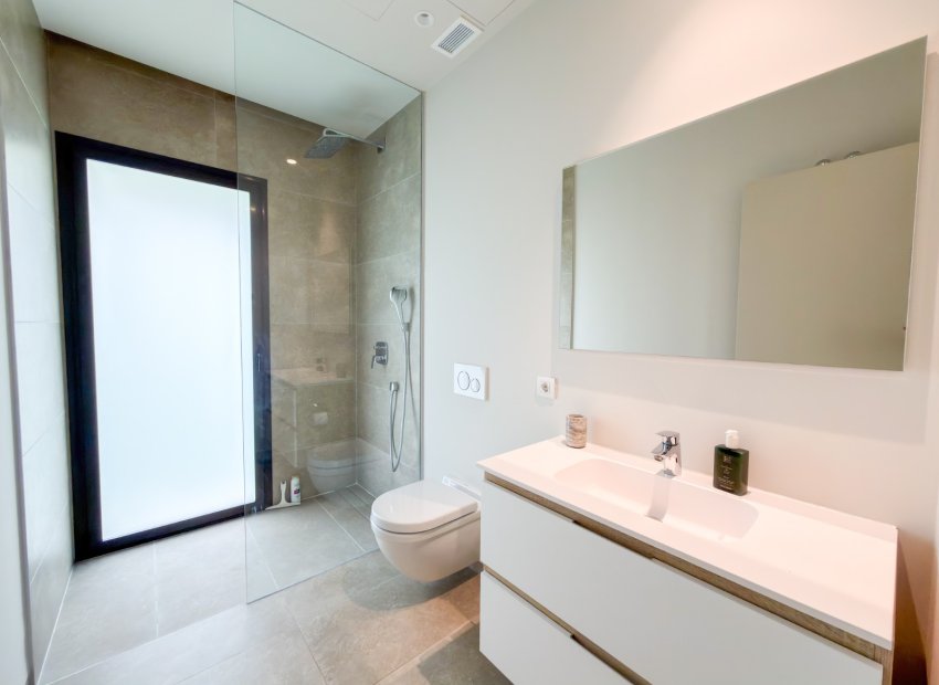 Reventa - Villa - Orihuela Costa - Las Colinas golf