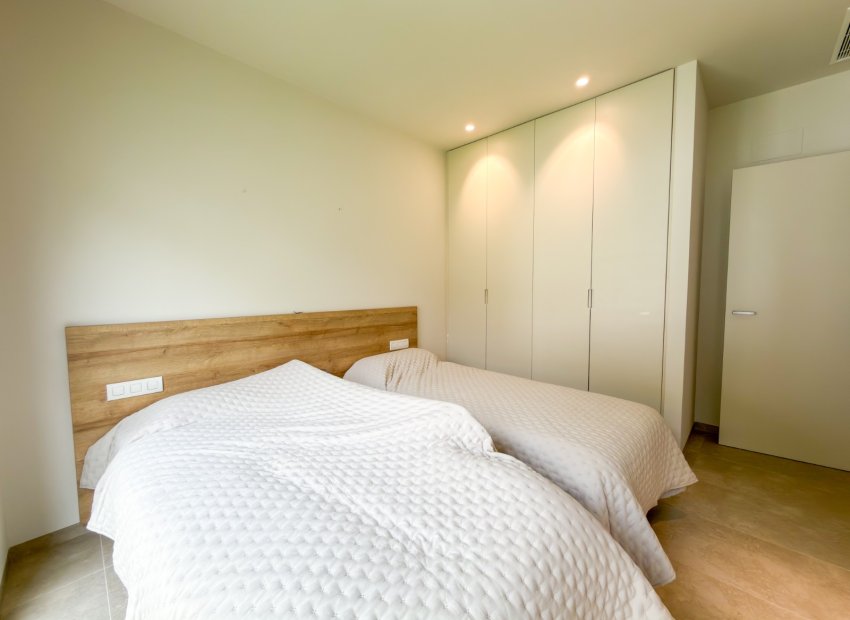 Reventa - Villa - Orihuela Costa - Las Colinas golf