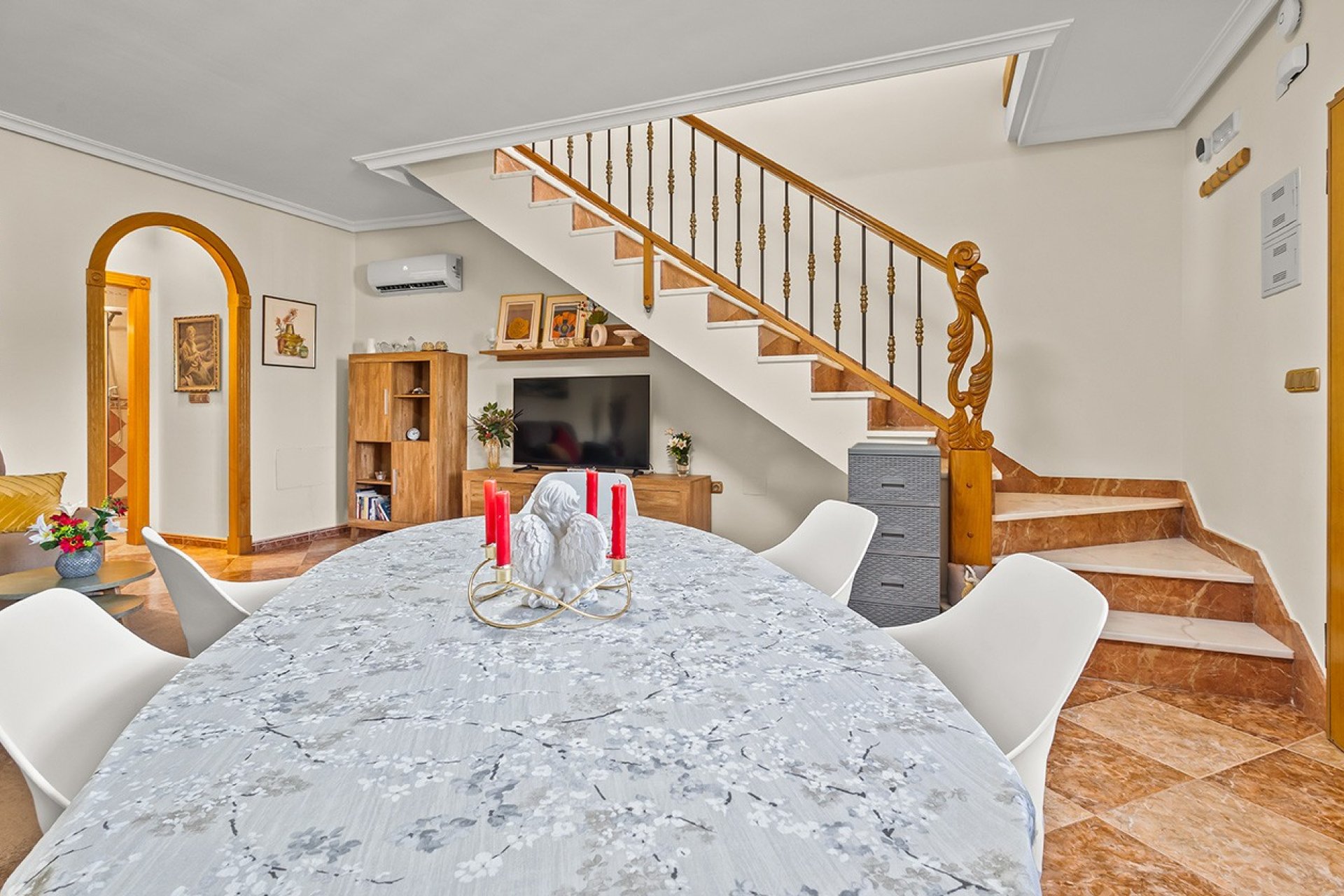 Reventa - Villa - Orihuela Costa - Los Altos