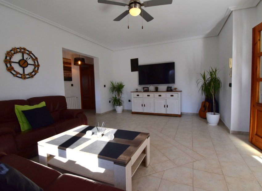 Reventa - Villa - Orihuela Costa - Los Balcones