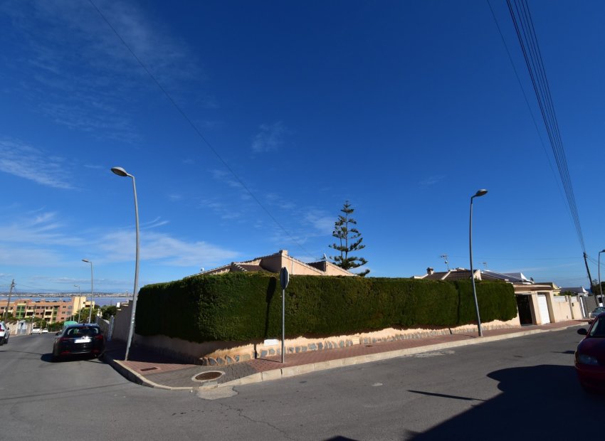 Reventa - Villa - Orihuela Costa - Los Balcones
