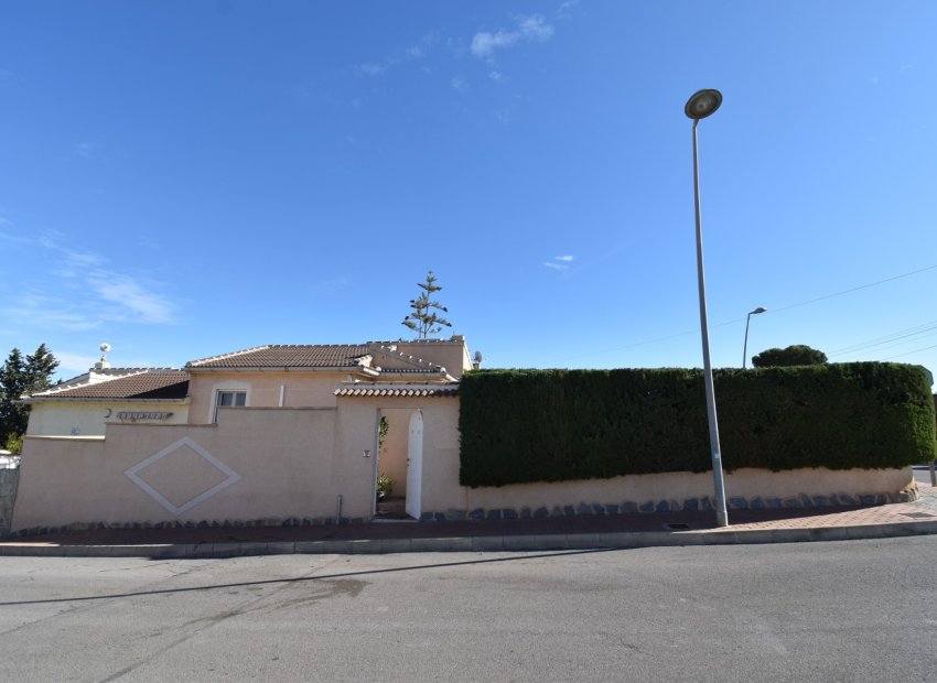 Reventa - Villa - Orihuela Costa - Los Balcones