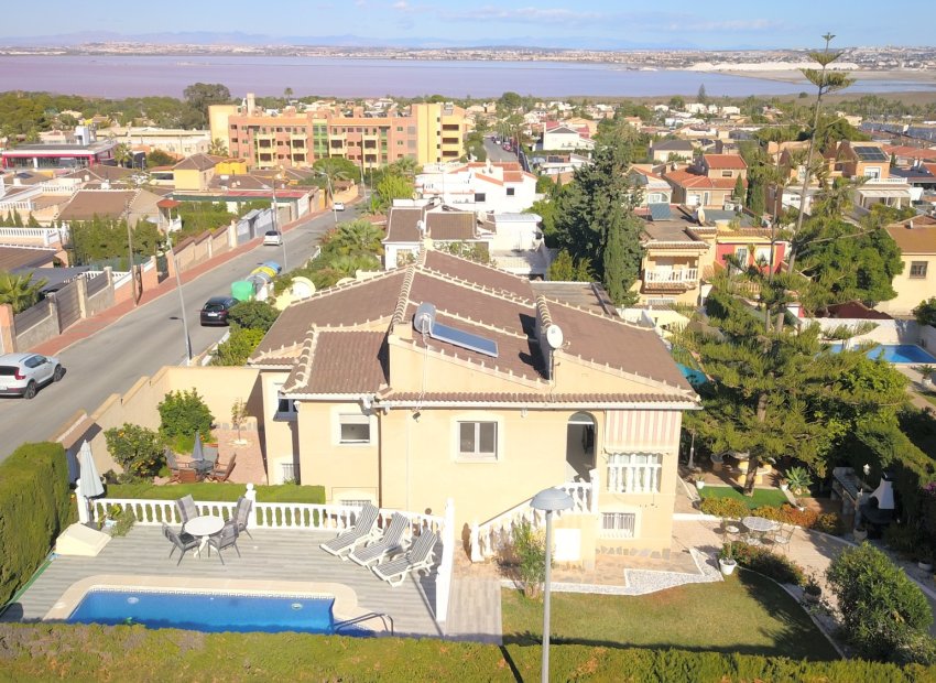 Reventa - Villa - Orihuela Costa - Los Balcones