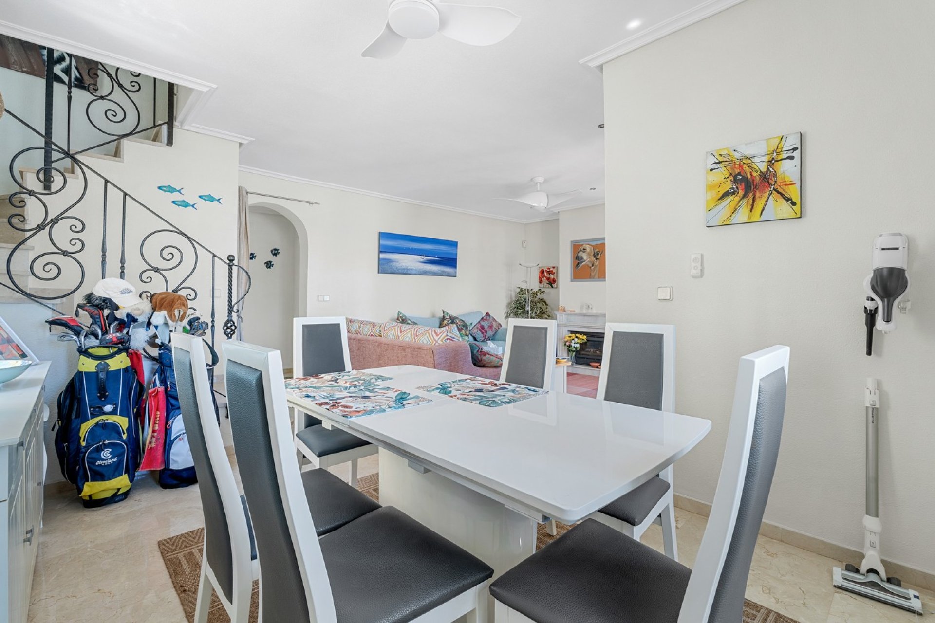 Reventa - Villa - Orihuela Costa - Los Dolses