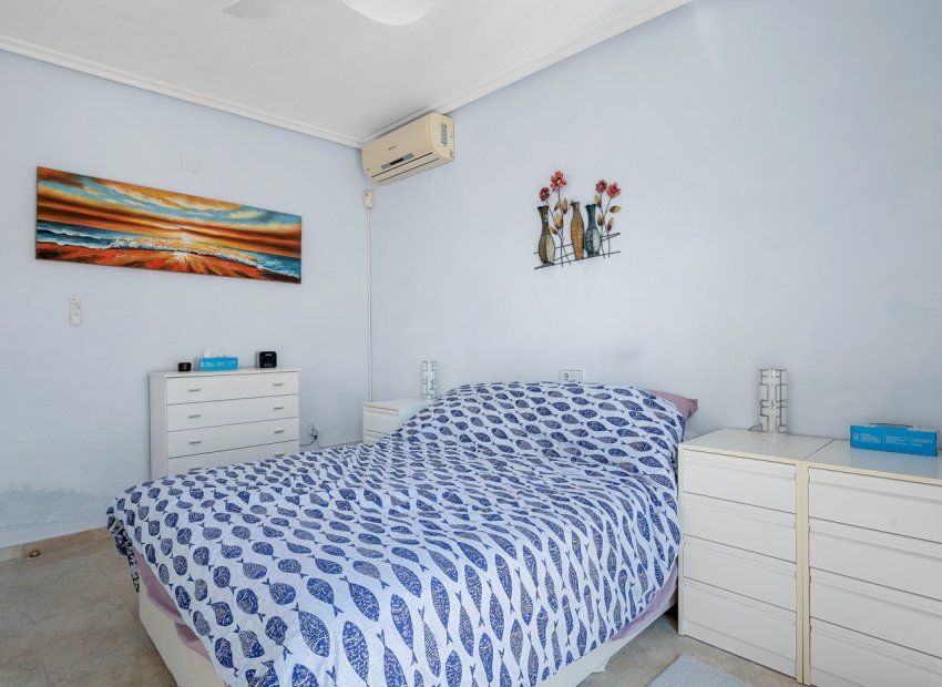 Reventa - Villa - Orihuela Costa - Los Dolses