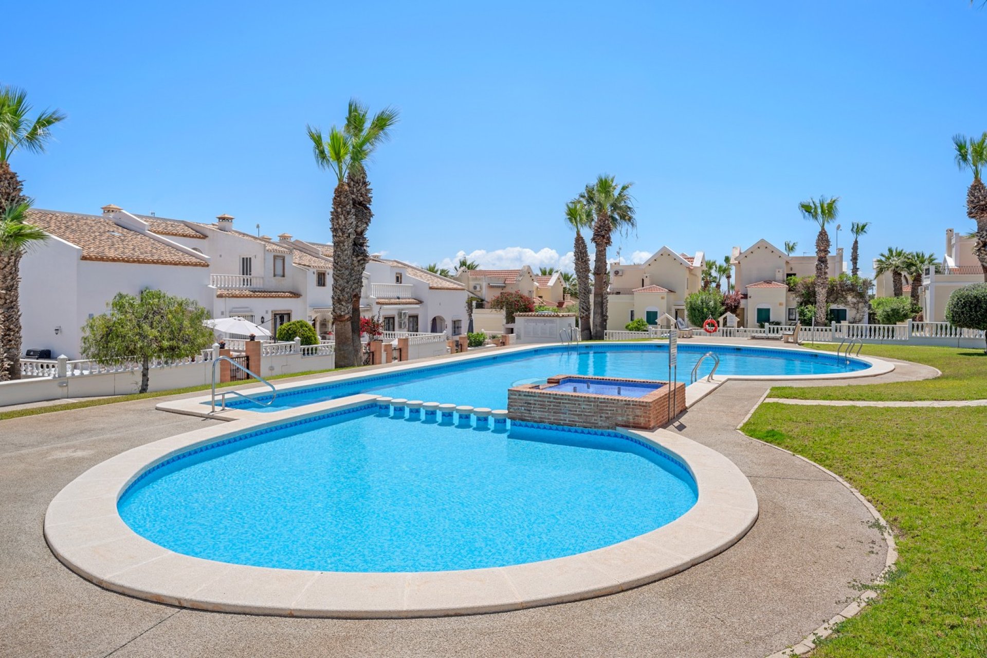 Reventa - Villa - Orihuela Costa - Los Dolses