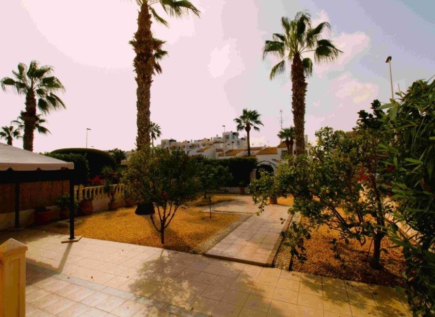 Reventa - Villa - Orihuela Costa - Los Dolses