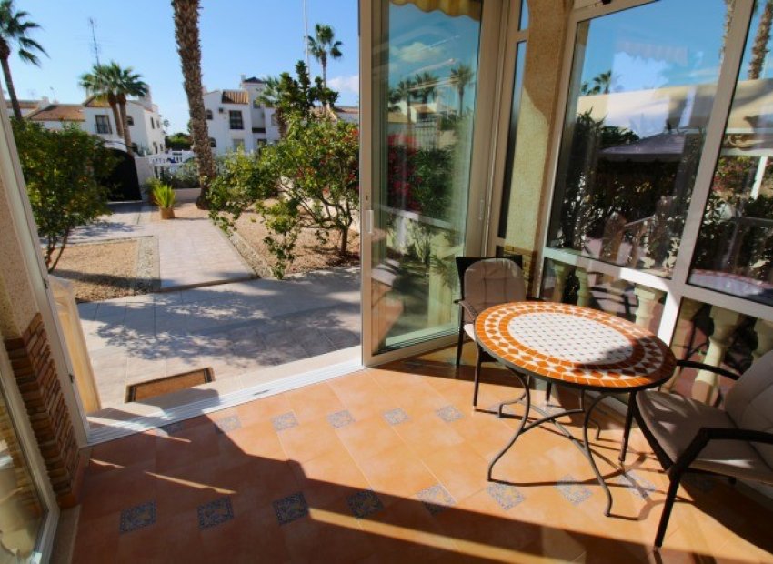 Reventa - Villa - Orihuela Costa - Los Dolses