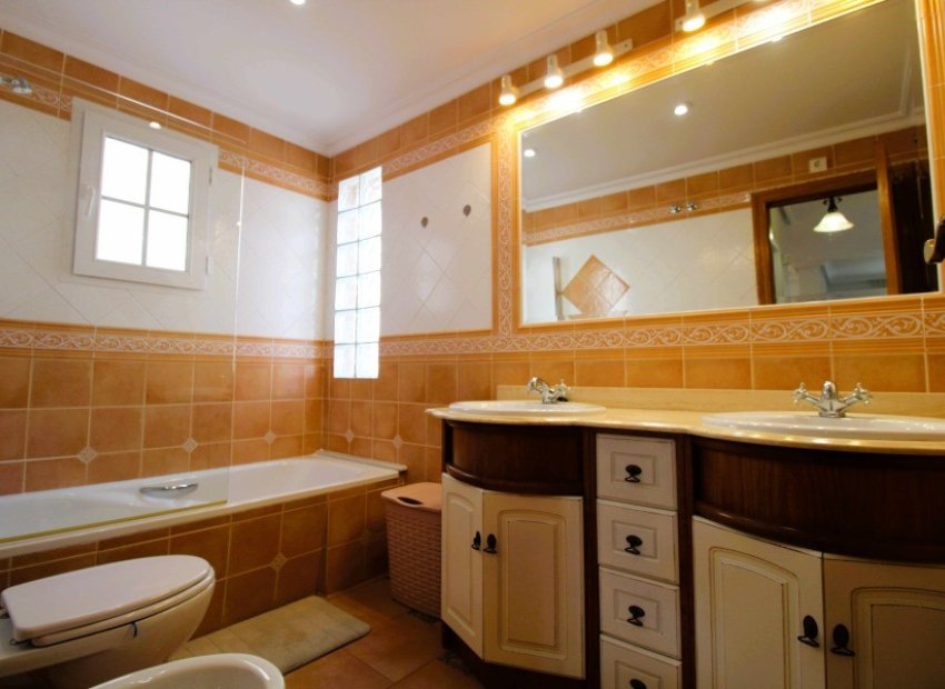 Reventa - Villa - Orihuela Costa - Los Dolses