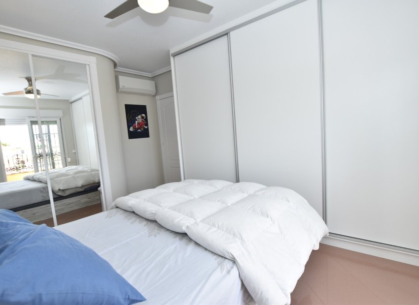 Reventa - Villa - Orihuela Costa - Los Dolses