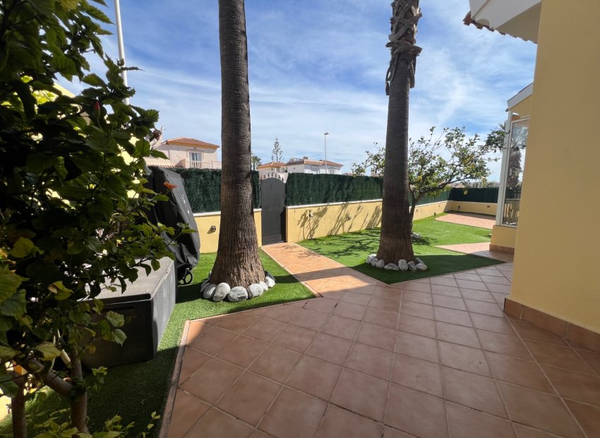 Reventa - Villa - Orihuela Costa - Los Dolses