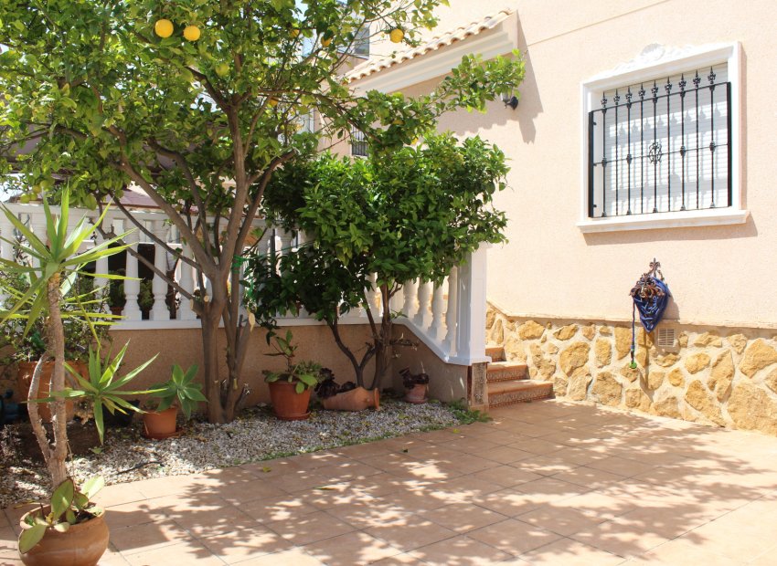 Reventa - Villa - Orihuela Costa - Los Dolses