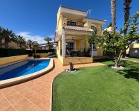 Reventa - Villa - Orihuela Costa - Los Dolses