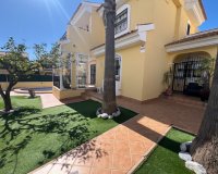 Reventa - Villa - Orihuela Costa - Los Dolses