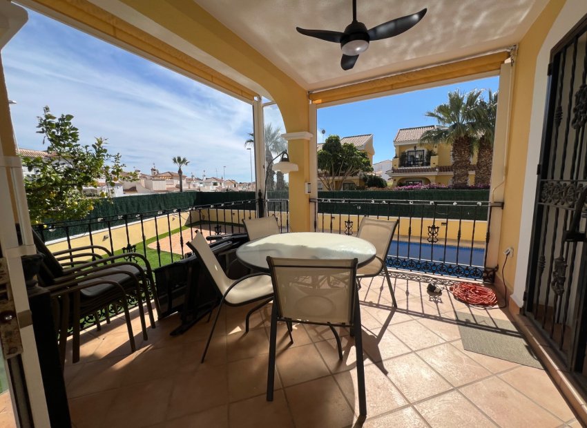 Reventa - Villa - Orihuela Costa - Los Dolses