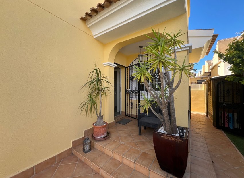 Reventa - Villa - Orihuela Costa - Los Dolses