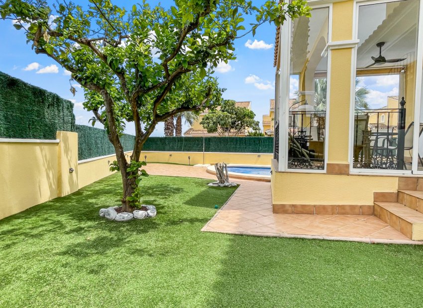 Reventa - Villa - Orihuela Costa - Los Dolses