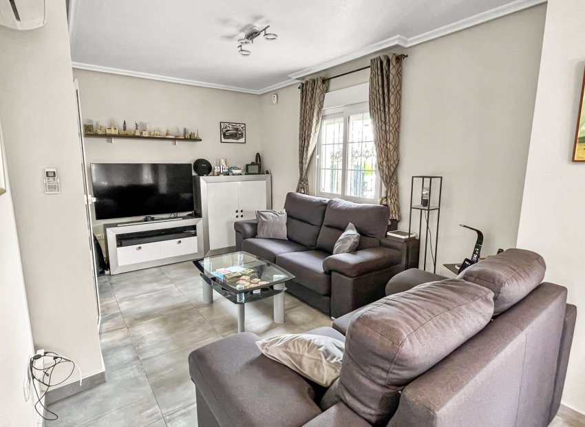 Reventa - Villa - Orihuela Costa - Los Dolses