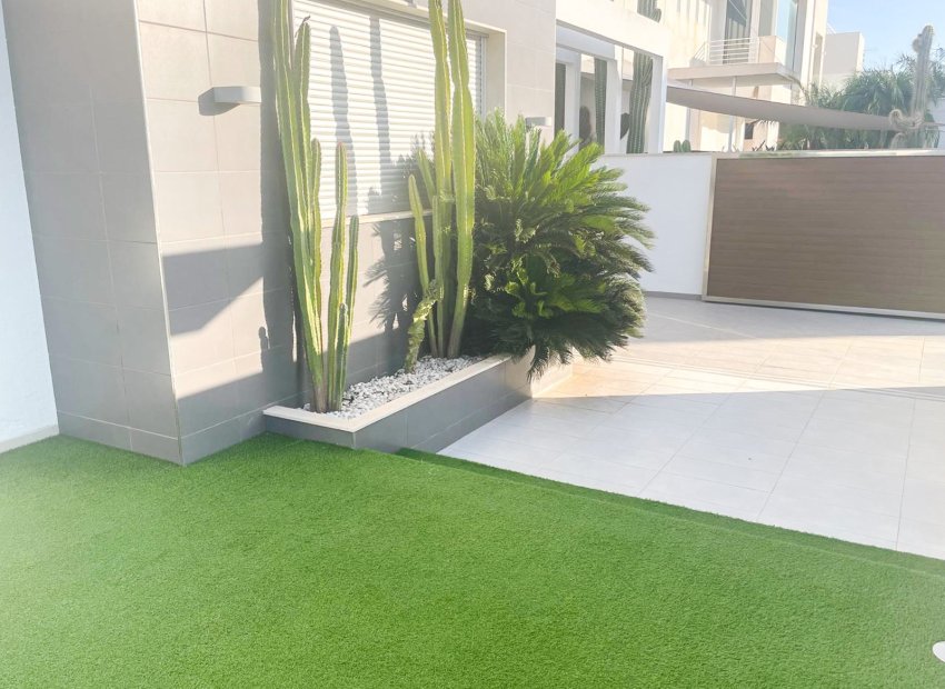 Reventa - Villa - Orihuela Costa - Mil Palmeras