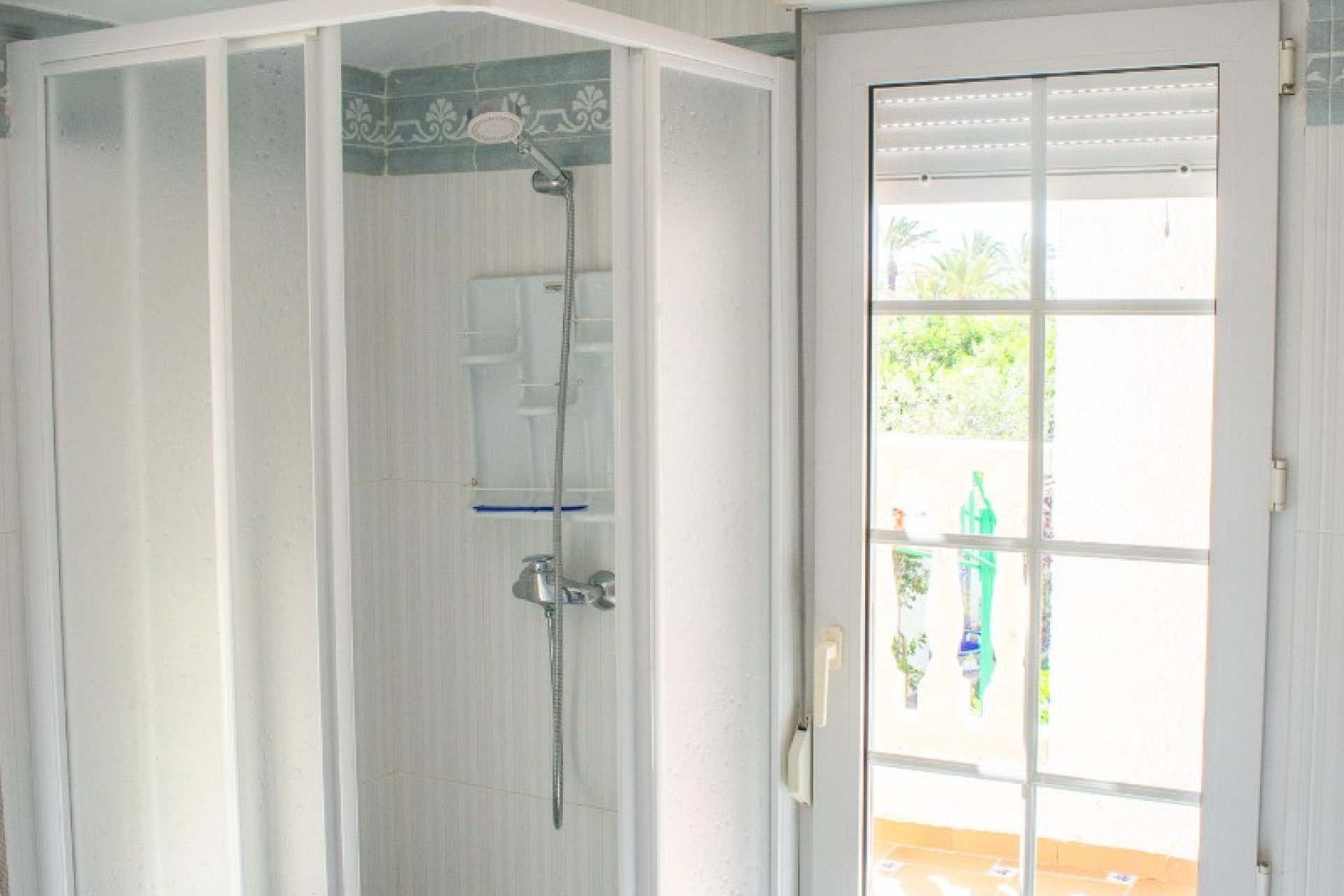 Reventa - Villa - Orihuela Costa - MUY CERCA DE LA PLAYA