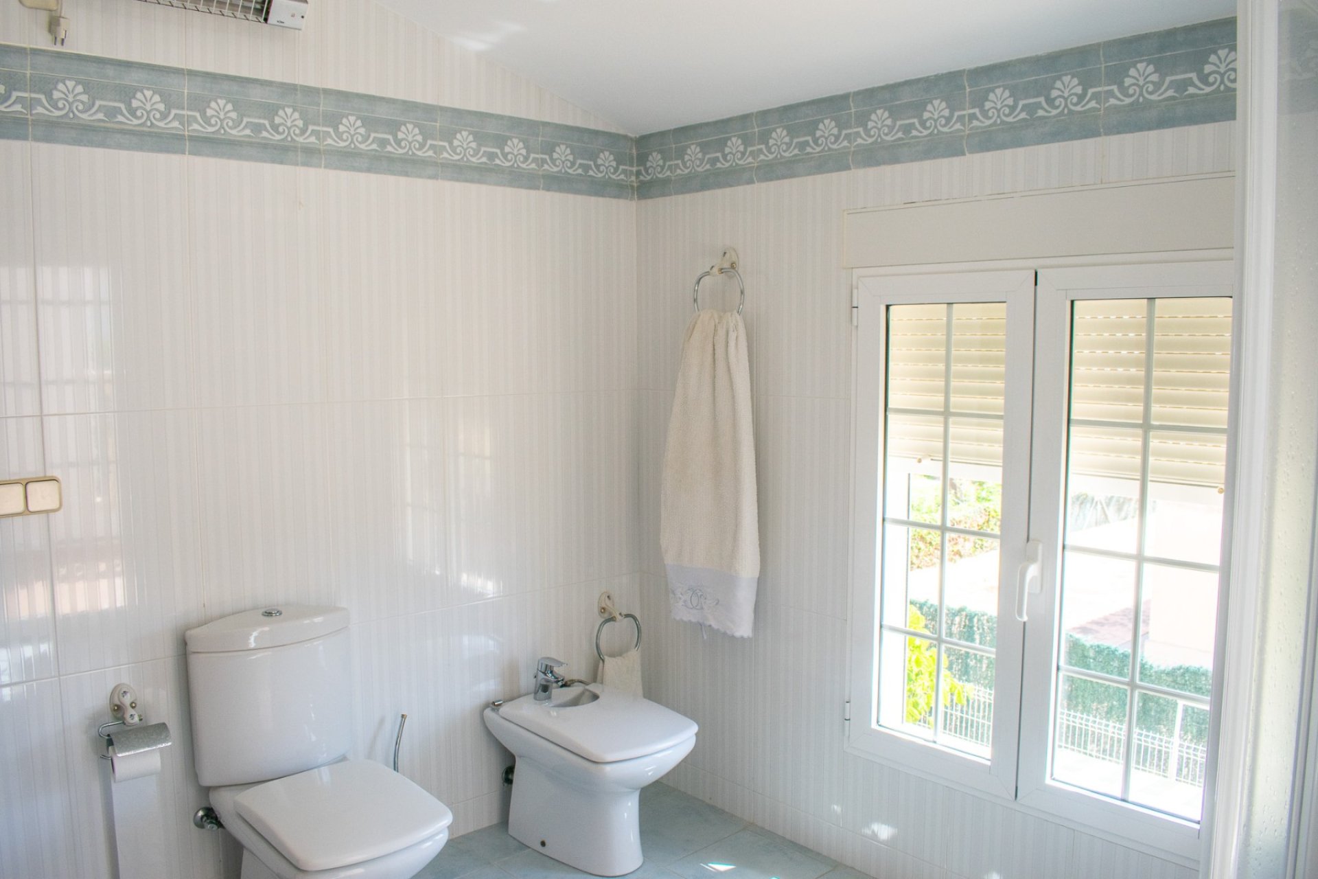 Reventa - Villa - Orihuela Costa - MUY CERCA DE LA PLAYA