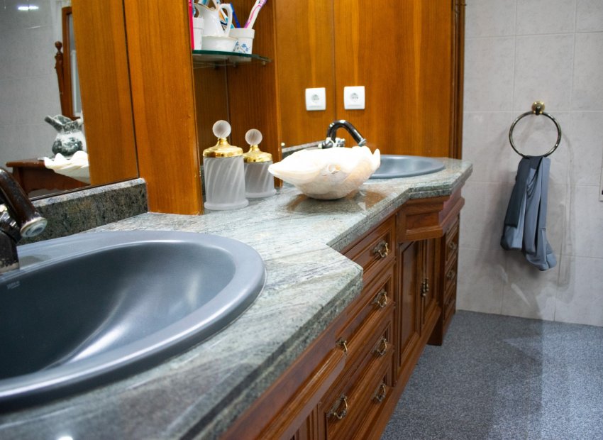 Reventa - Villa - Orihuela Costa - MUY CERCA DE LA PLAYA