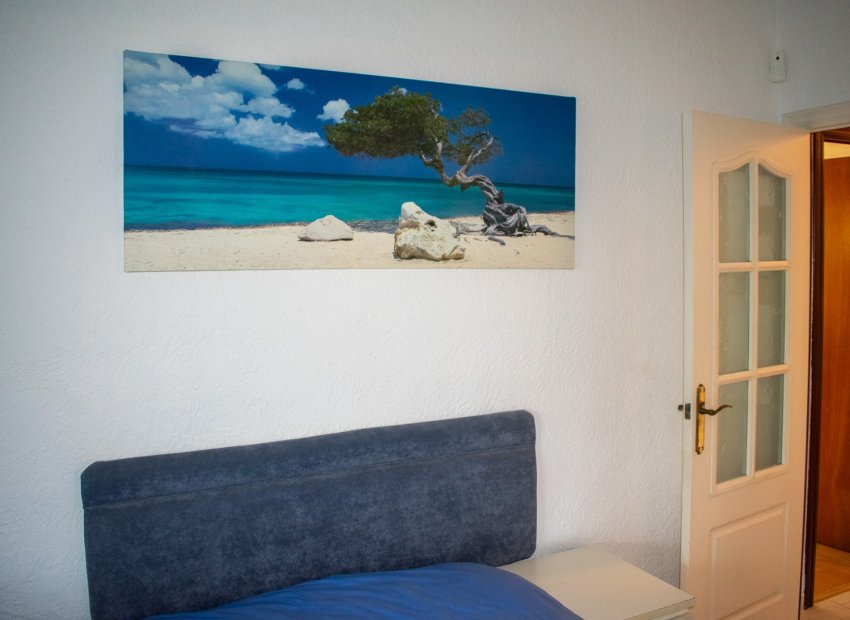 Reventa - Villa - Orihuela Costa - MUY CERCA DE LA PLAYA