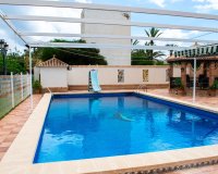 Reventa - Villa - Orihuela Costa - MUY CERCA DE LA PLAYA
