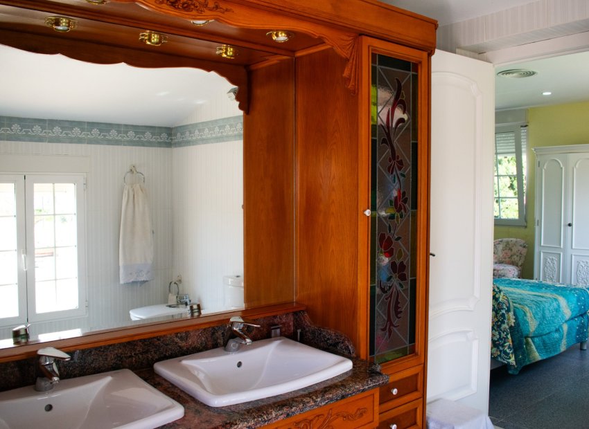 Reventa - Villa - Orihuela Costa - MUY CERCA DE LA PLAYA