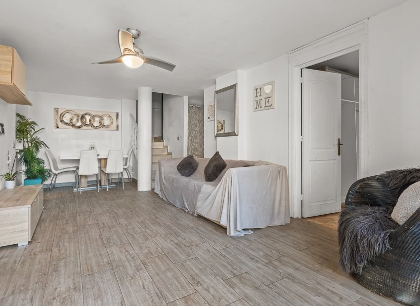 Reventa - Villa - Orihuela Costa - Playa Flamenca