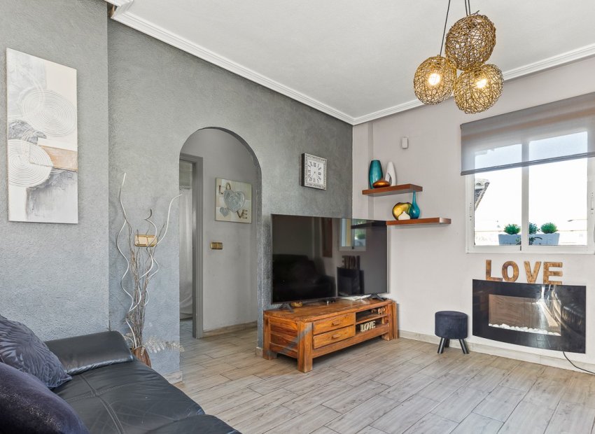 Reventa - Villa - Orihuela Costa - Playa Flamenca