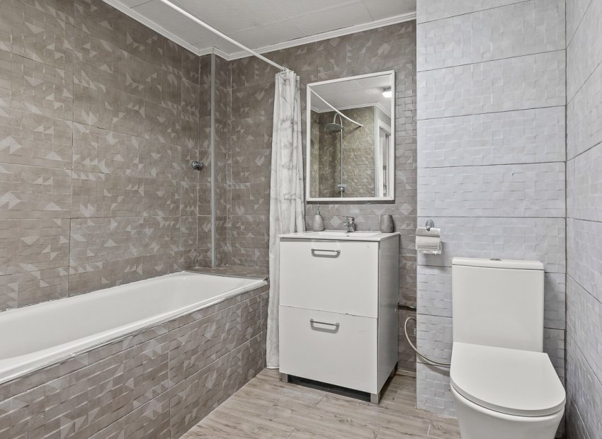 Reventa - Villa - Orihuela Costa - Playa Flamenca