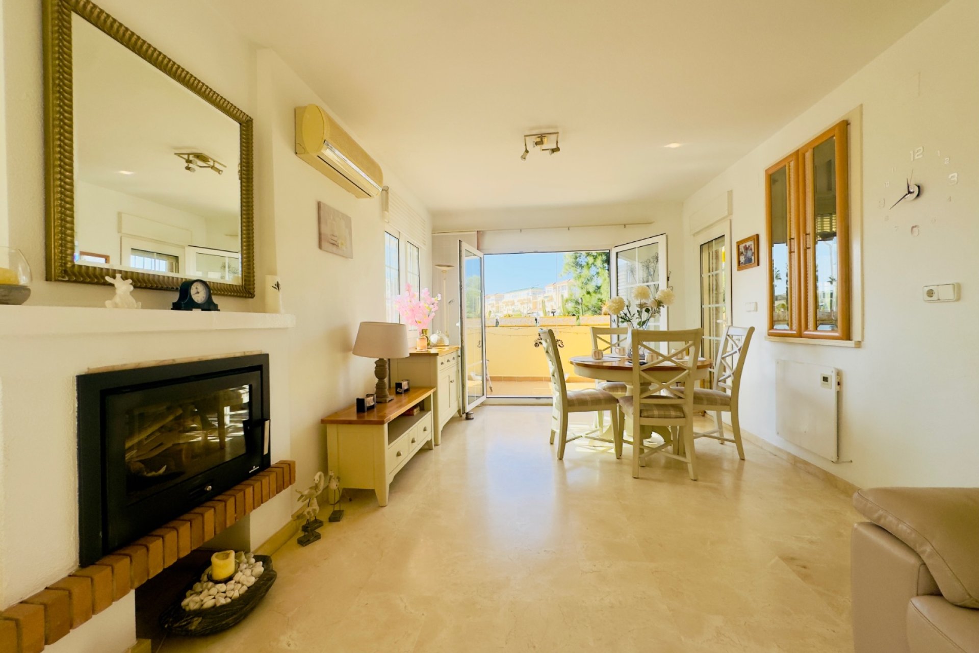 Reventa - Villa - Orihuela Costa - Playa Flamenca