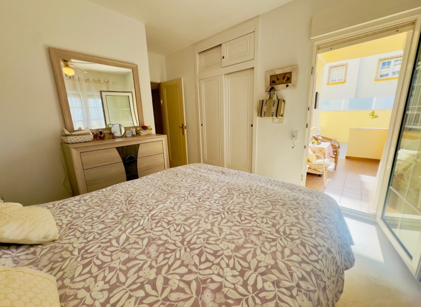 Reventa - Villa - Orihuela Costa - Playa Flamenca