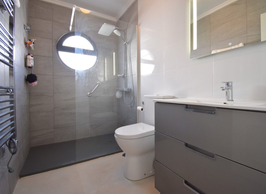 Reventa - Villa - Orihuela Costa - Playa Flamenca