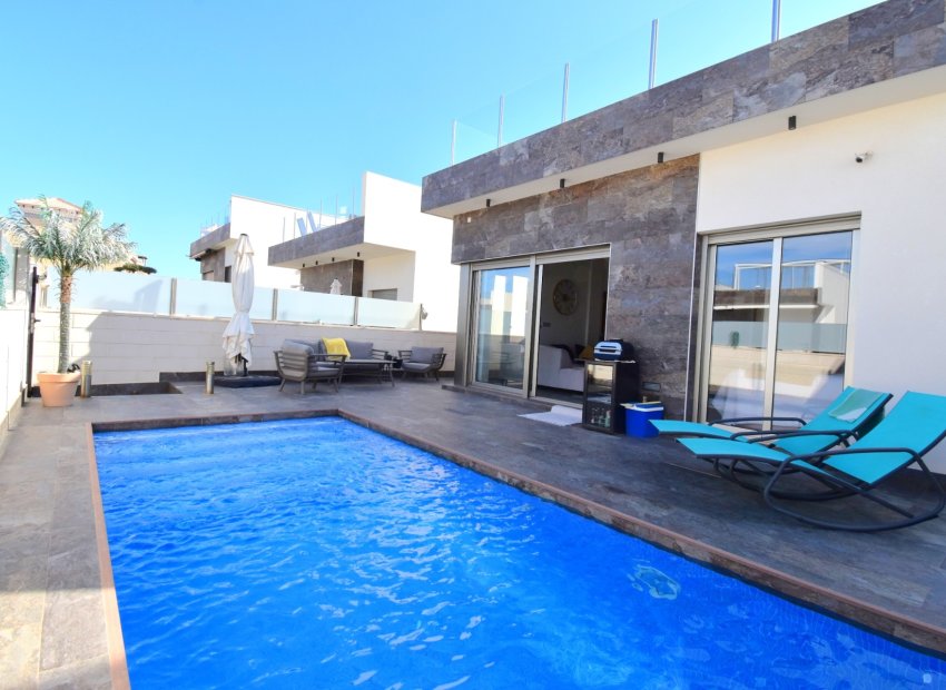 Reventa - Villa - Orihuela Costa - Villamartín