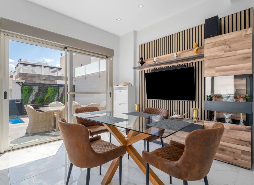 Reventa - Villa - Orihuela Costa - Villamartín