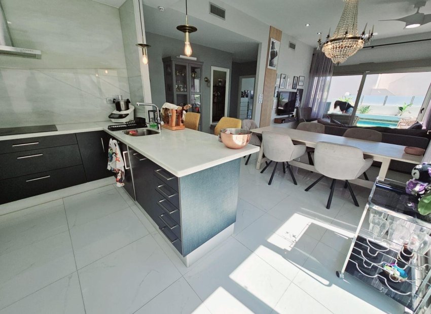 Reventa - Villa - Orihuela Costa - Villamartín