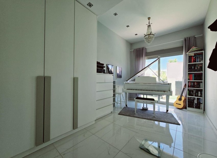 Reventa - Villa - Orihuela Costa - Villamartín