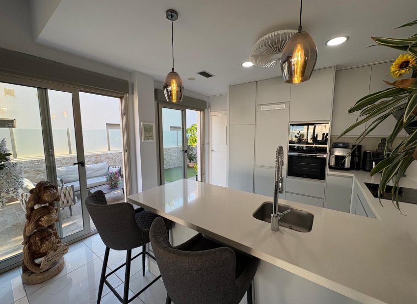 Reventa - Villa - Orihuela Costa - Villamartín