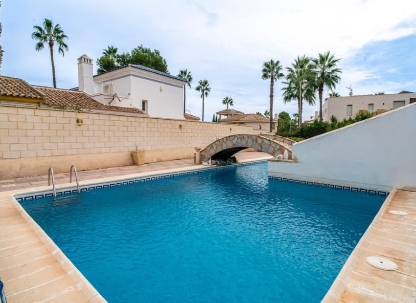 Reventa - Villa - Orihuela Costa - Villamartín