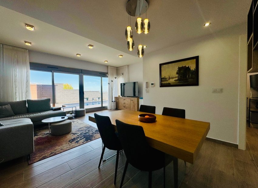 Reventa - Villa - Orihuela Costa - Villamartín