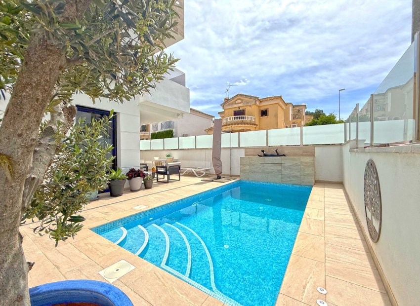 Reventa - Villa - Orihuela Costa - Villamartín