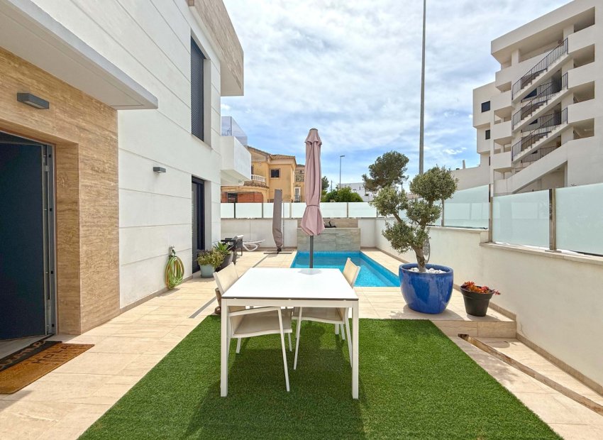 Reventa - Villa - Orihuela Costa - Villamartín
