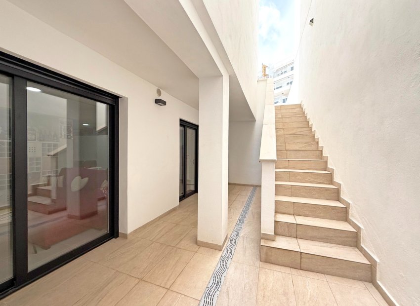 Reventa - Villa - Orihuela Costa - Villamartín