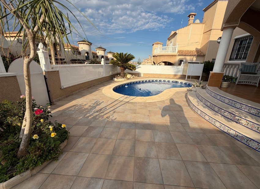 Reventa - Villa - Orihuela Costa - Villamartín