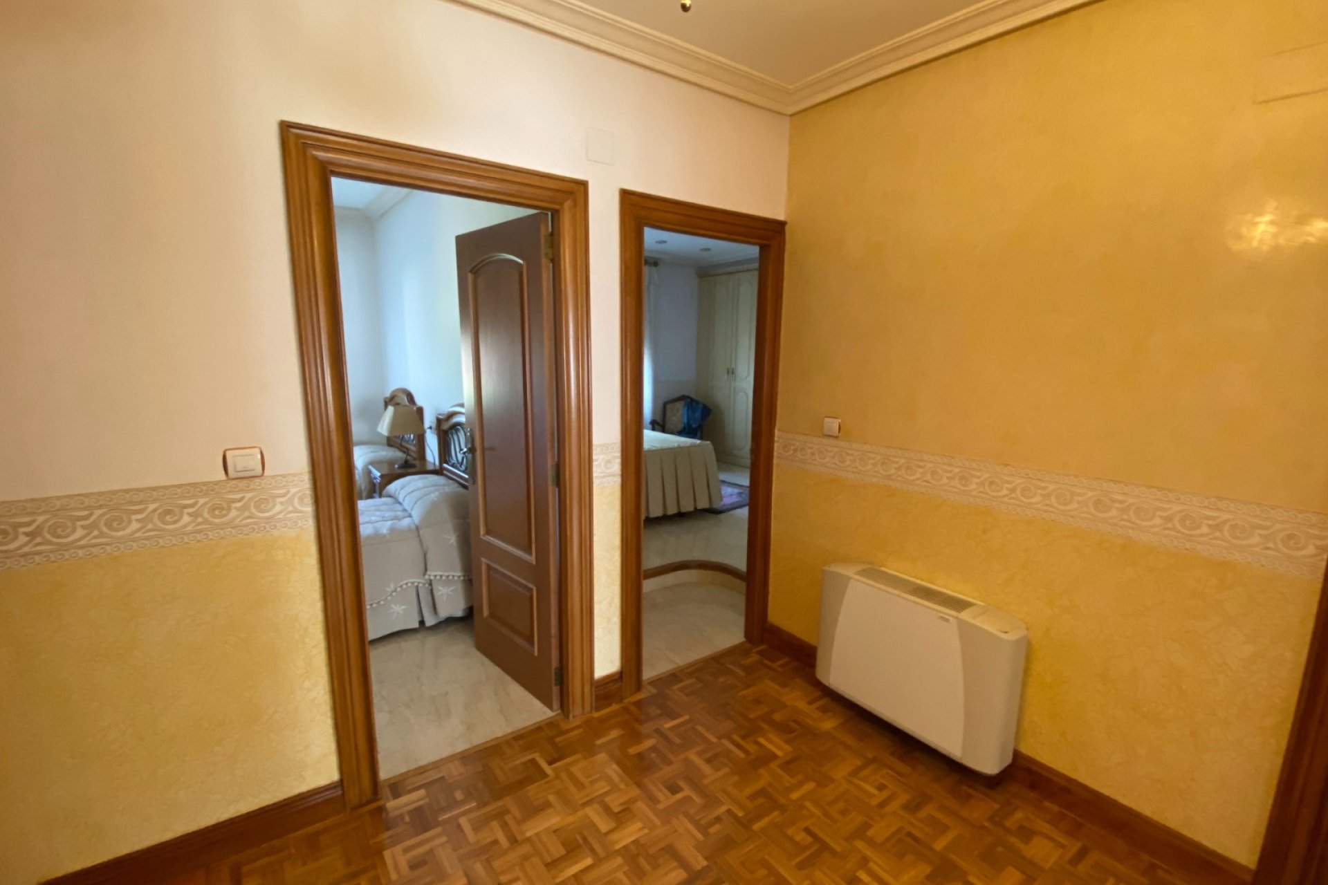 Reventa - Villa - Petrer