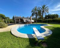 Reventa - Villa - Petrer