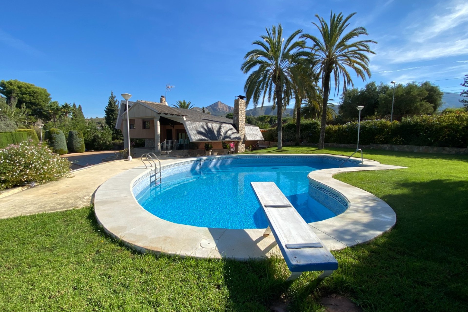 Reventa - Villa - Petrer