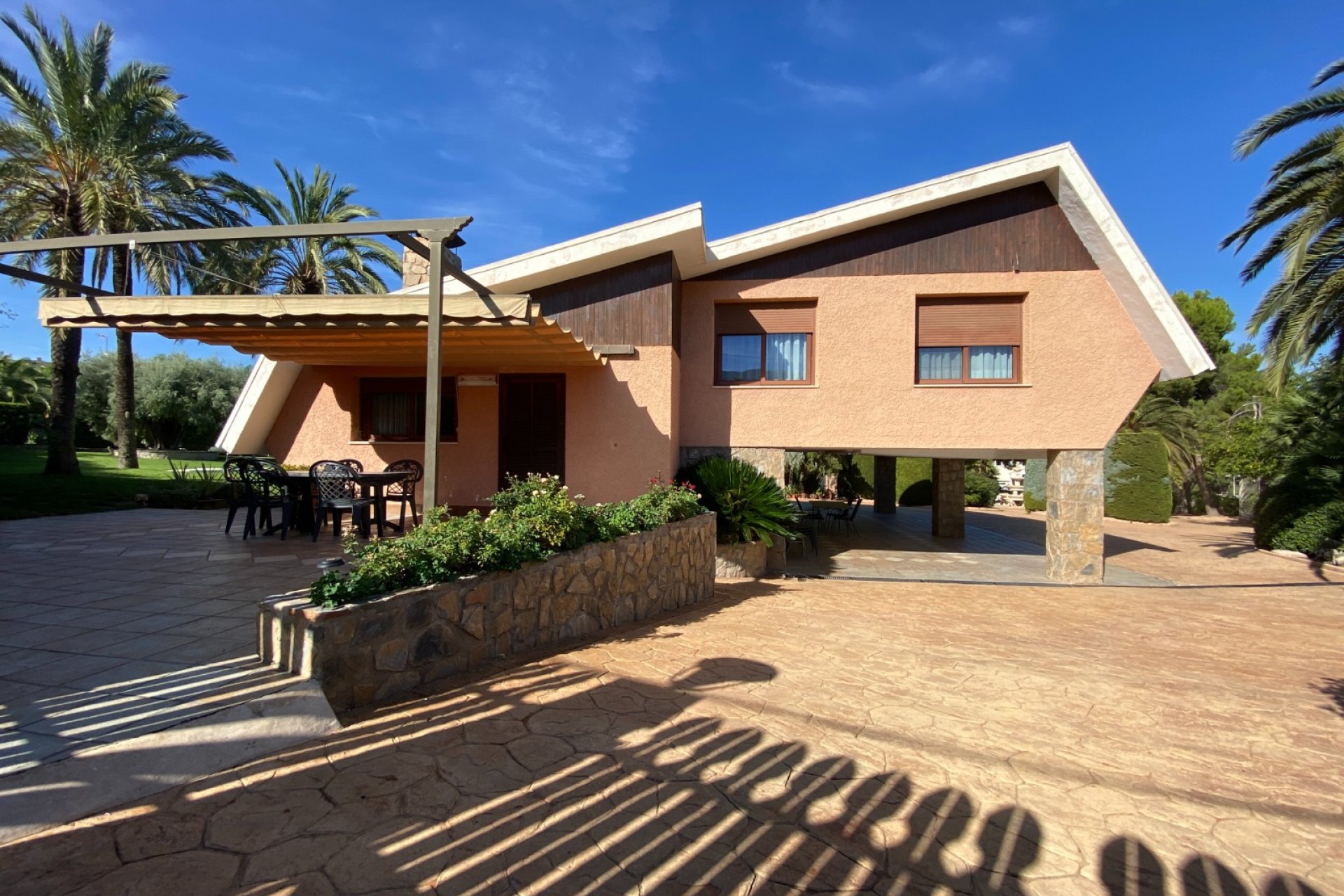 Reventa - Villa - Petrer